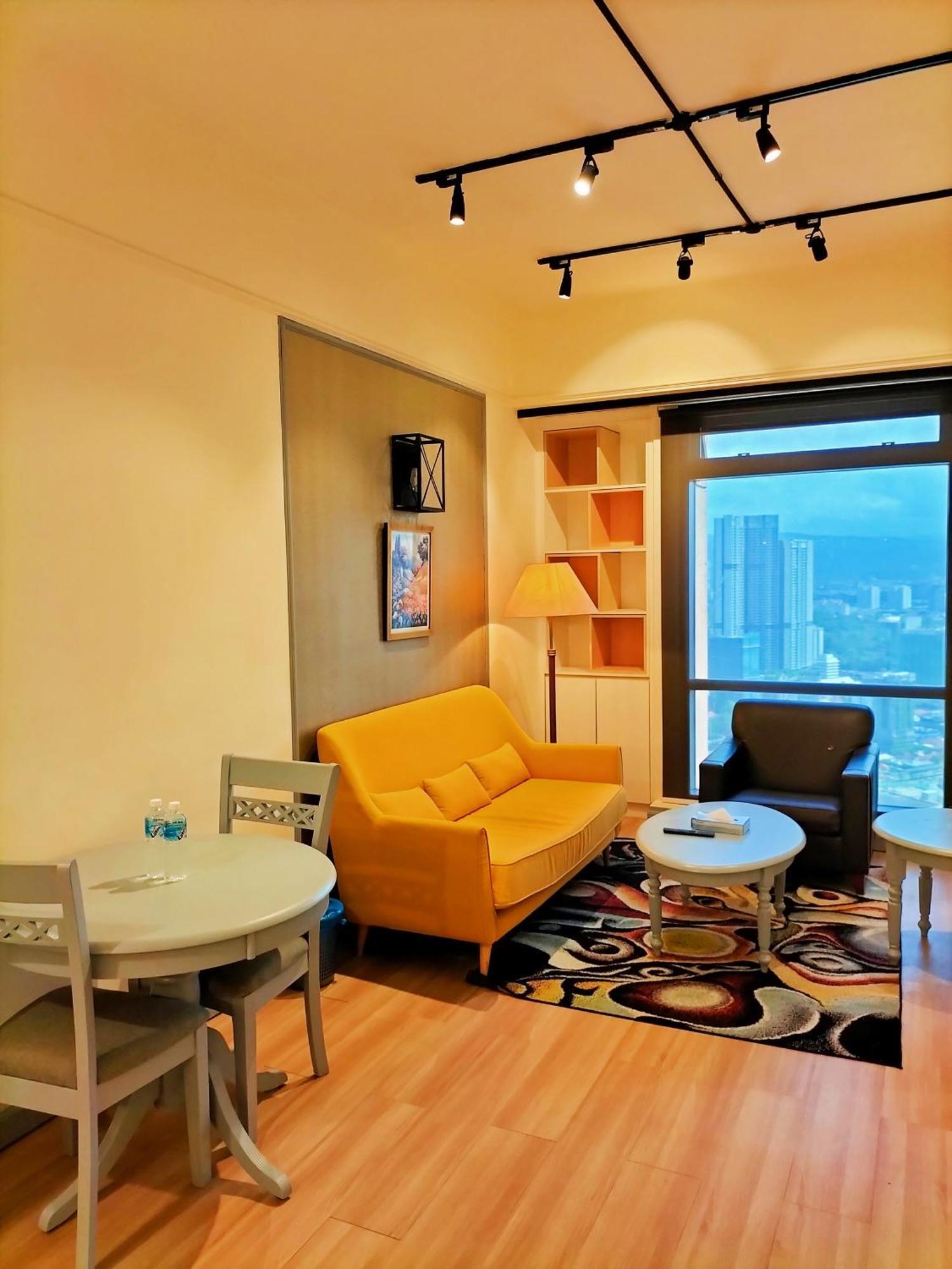Regal Residences At Berjaya Times Square Kuala Lumpur Exterior foto