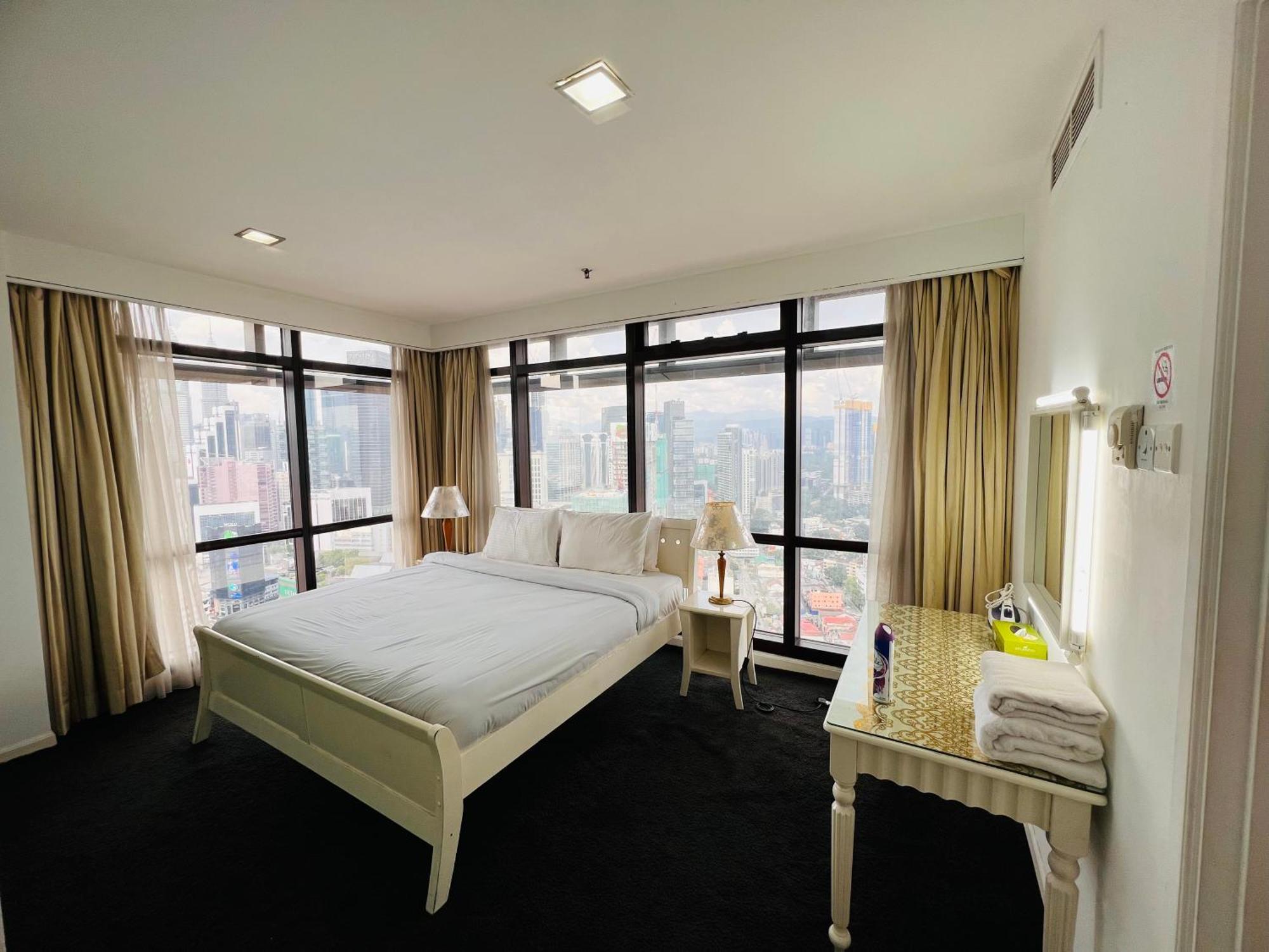 Regal Residences At Berjaya Times Square Kuala Lumpur Exterior foto